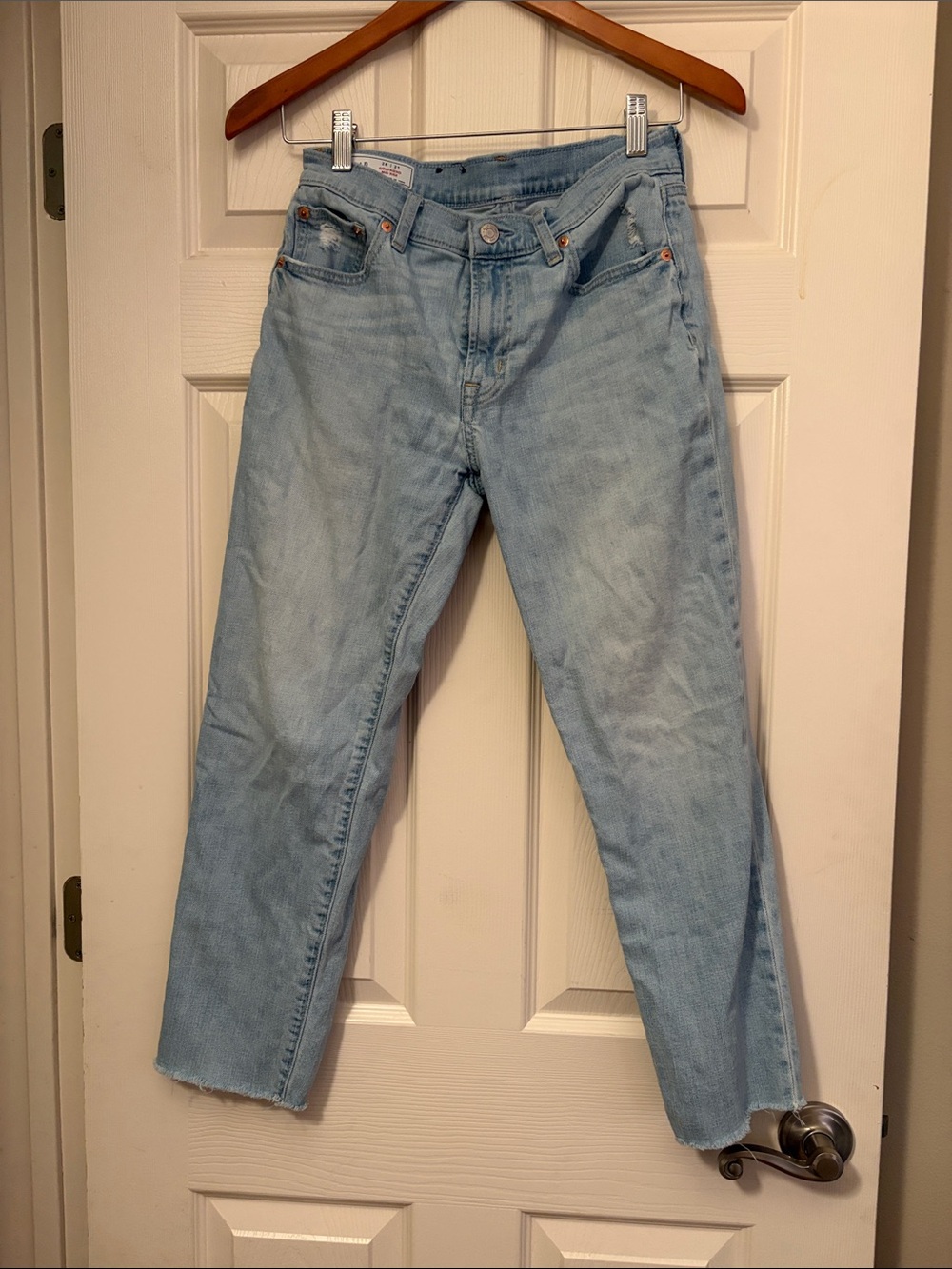 GAP Light Wash Men’s Straight Jeans